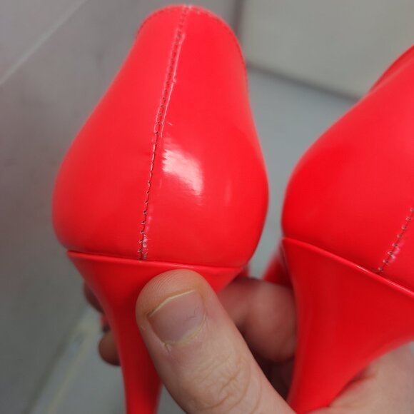 CHRISTIAN LOUBOUTIN Patent Fifille Fluo Rose Pink Pump Shoe - Picture 11 of 12